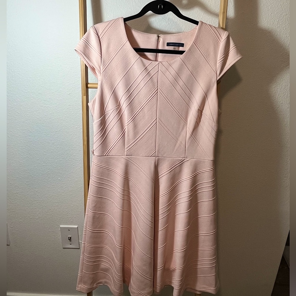 Tommy Hilfiger pink elegant dress